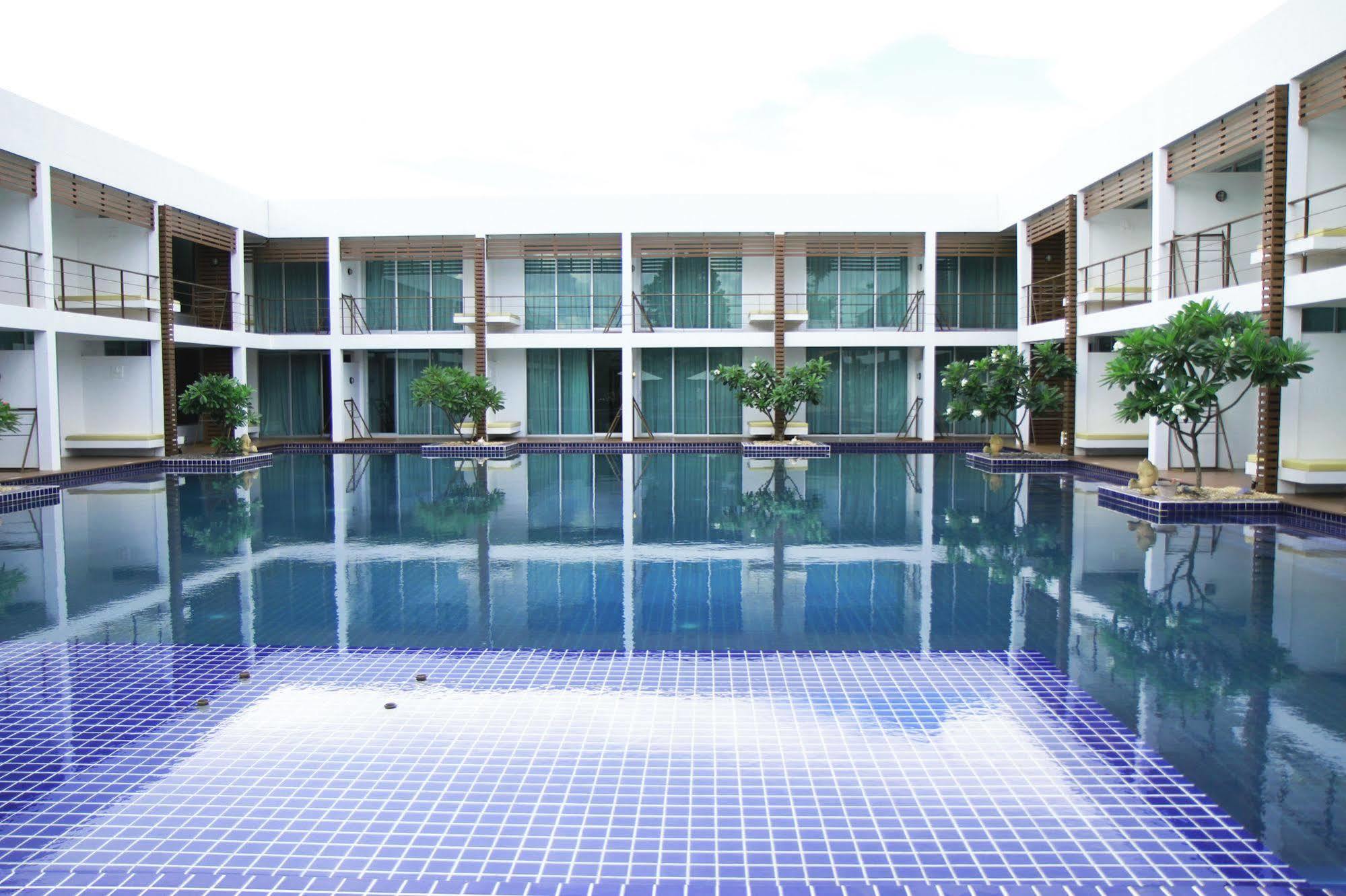 Vana Wellness Resort Нонг Кай Екстериор снимка