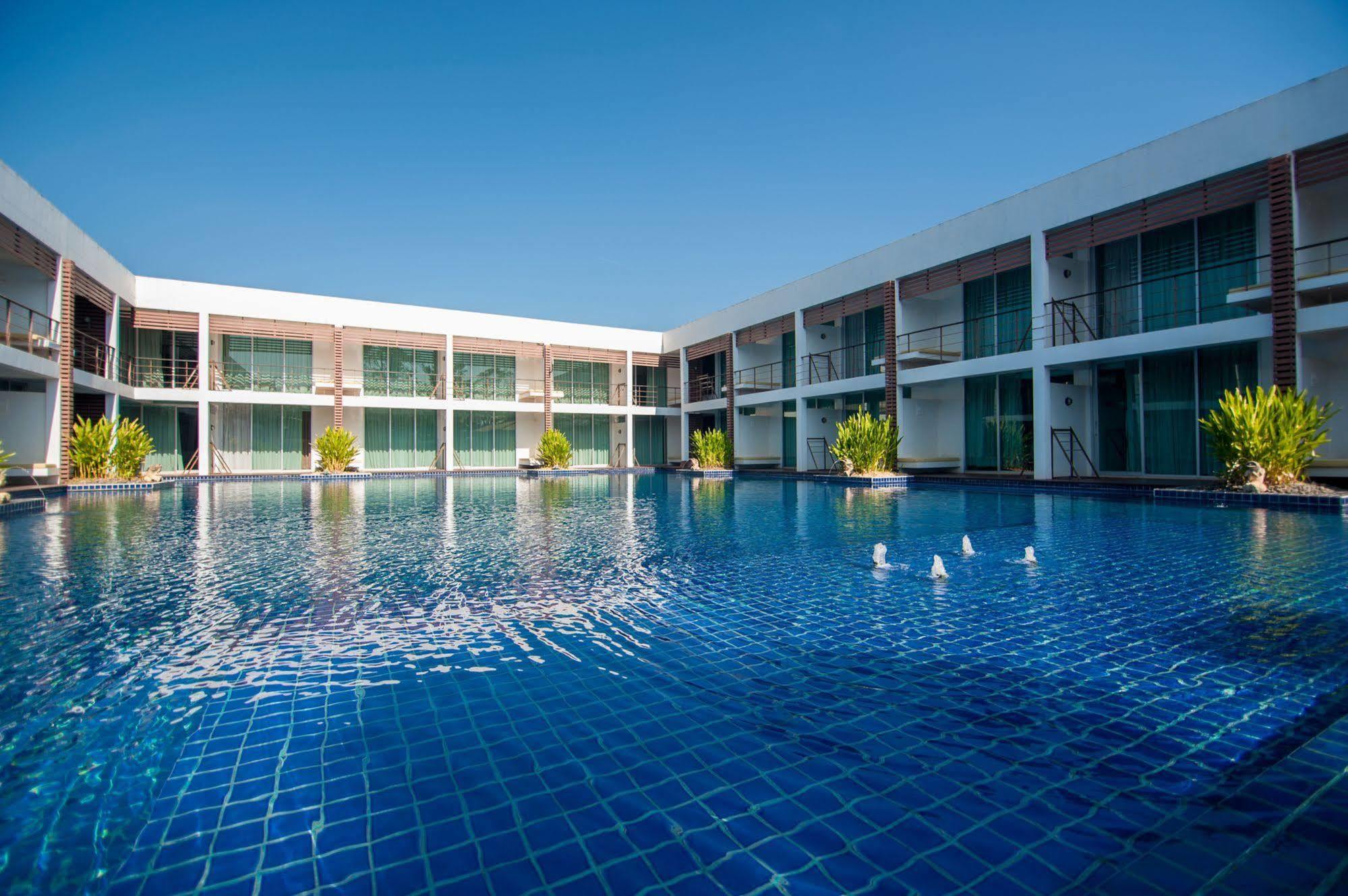 Vana Wellness Resort Нонг Кай Екстериор снимка